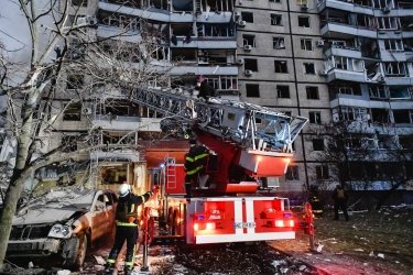Фото 21 — В Днепре россияне ударили ракетой по многоэтажке - разрушили один подъезд, 12 человек погибли