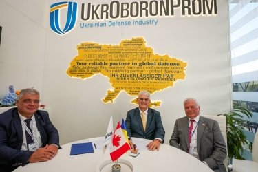 Фото 3 — "Укроборонпром" підписав  угоди про співпрацю з компаніями США, Польщі та Канади