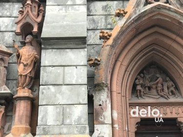 Фото 7 — Посол Польши раскритиковал Минкультуры за разрушающийся в центре Киева костел