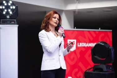 Фото 3 — Почему мужчин чаще выбирают на руководящие должности? О чем говорили на SHE Congress 2021