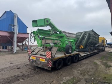 Фото 3 — Фермеры Херсонской области получили от ООН оборудование для хранения и обработки зерна