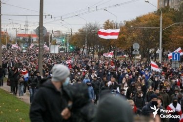 Фото 5 — Протесты в Минске: полиция устроила стрельбу резиновыми пулями (ФОТО, ВИДЕО)