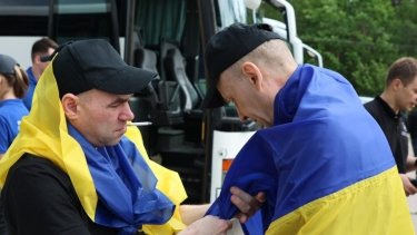 Фото 16 — Відбувся обмін полоненими: більшість воїнів були у полоні з 2022 року (ФОТО)