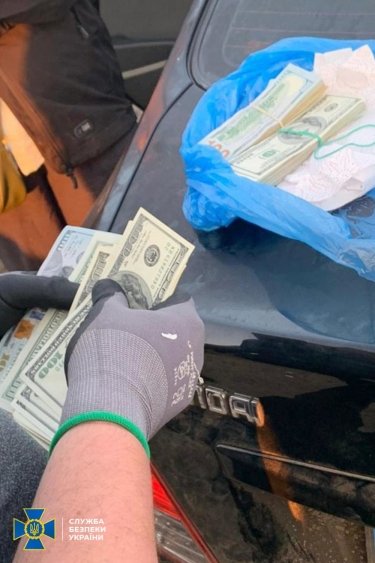 Фото 15 — В Одессе поймали трех членов Ндрангеты: пытались провезти 60 кг кокаина среди бананов