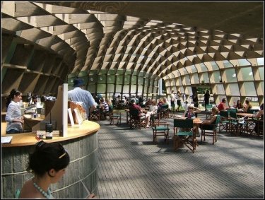 Фото 6 — Лучшим архитектором мира стал создатель футбольного стадиона к Евро-2004 в Португалии