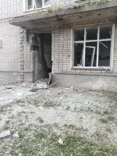 Фото 25 — Россия обстреляла приграничный город в Сумской области: четверо раненых, повреждены десятки объектов (ФОТО)