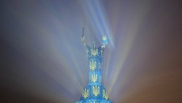 Фото 4 — Световой арт-тур в Киеве: известный швейцарский художник необычно подсветил столичные здания и достопримечательности (ФОТО/ВИДЕО)