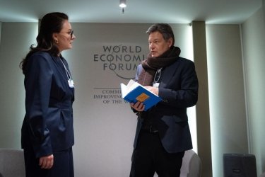 Фото 4 — Друкарня "Фактор-Друк" випустила перший продукт після відновлення: як виглядає