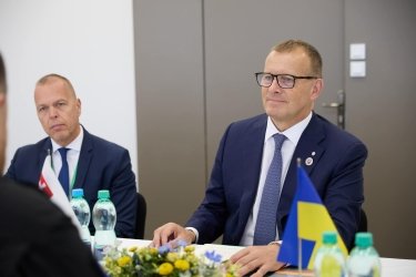 Фото 3 — Стефанчук розраховує на підтримку Словаччини вступу України до ЄС