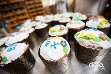 Фото 2 — Как выпекают паски — репортаж с одного из крупнейших хлебозаводов в Киевской области