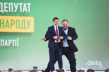 Фото 13 — Как Зеленский с Разумковым представляли своих кандидатов в народные депутаты (ФОТО)