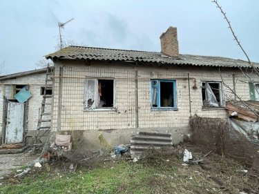 Фото 12 — Армия РФ снова обстреляла Никопольский район: в Марганце есть убитый и раненые (ФОТО)