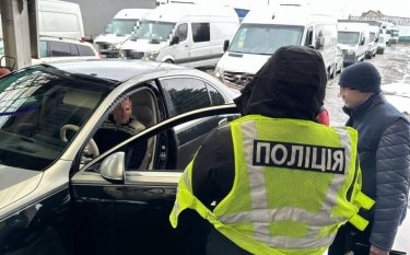 Фото 4 — Бизнесмена Мазепу подозревают в создании преступной организации и завладении 7 га земли возле Киевской ГЭС