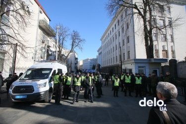 Фото 3 — Предприниматели требуют у ОП отмены "драконовских" фискальных законов (ФОТО, ВИДЕО)