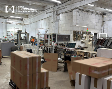 підпільна тютюнова фабрика у Чернівцях, обладнання