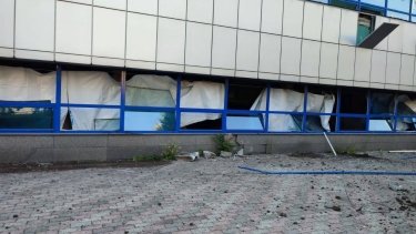 Фото 3 — В Днепре российская ракета попала в предприятие: есть пострадавшие