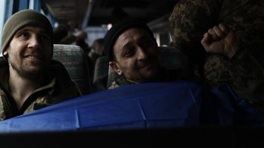 Фото 9 — Україна повернула з російського полону 150 захисників (ФОТО)