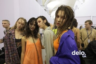 Фото 3 — Свежая мода: дерзкие идеи молодых на показах UFW для тех, кто любит эксперименты (ФОТО)