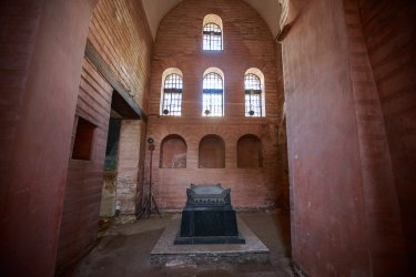 Фото 13 — Президент "Рошен" Вячеслав Москалевский передал 50 млн грн на реставрацию Спасской церкви — фото