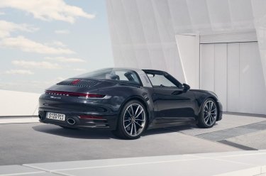Фото 6 — Porsche презентовала новейший купе-кабриолет (ФОТО, ВИДЕО)
