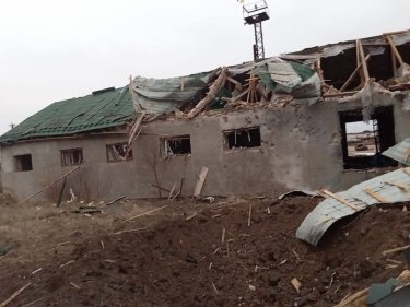 Фото 3 — На центр Берислава сбросили авиабомбу, из-за ракеты в Краматорске погиб человек: какая ситуация в регионах