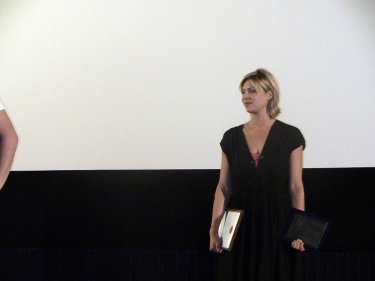 Фото 5 — Короткометражка «Собачий вальс» с Адой Роговцевой стала лучшим украинским фильмом на Одесском кинофестивале