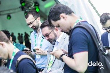 Фото 16 — Как Зеленский с Разумковым представляли своих кандидатов в народные депутаты (ФОТО)