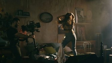 Фото 2 — 7 Каннских львов получила реклама Diesel, снятая в Киеве украинской Family Production