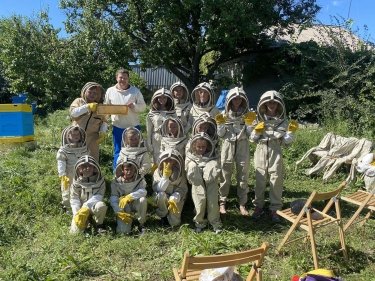 Фото 2 — Світ без хвороб та голоду — як «Байєр» допомагає українцям та Україні