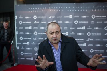 Фото 11 — "Молодость" реанимировала худшие традиции уныло-официальной шароварщины (ФОТО)
