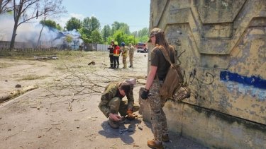 Фото 10 — Россия ударила ракетой по медучреждению в Днепре. Двое людей погибли, есть пострадавшие (ФОТО/ВИДЕО)