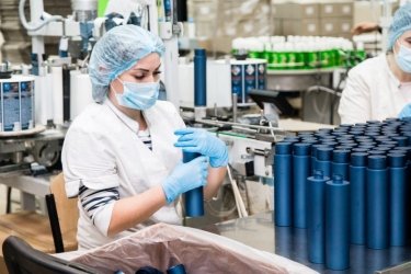 Фото 8 — Где и как сеть EVA производит собственную косметику