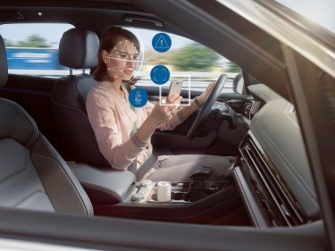 Фото 2 — Bosch научила автомобиль следить за водителем и пассажирами (ФОТО)