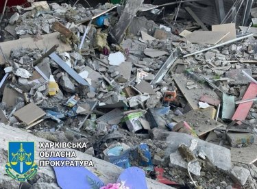 Фото 5 — В Харькове в результате обстрела войсками РФ обрушился супермаркет (ФОТО)