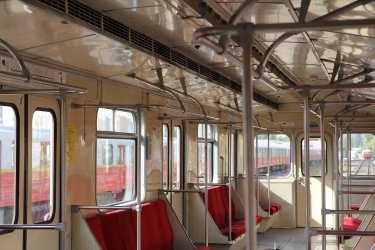 Фото 2 — В Киев поступила седьмая партия вагонов метро из Варшавы (ФОТО)