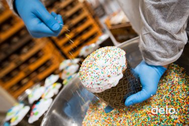 Фото 10 — Как выпекают паски — репортаж с одного из крупнейших хлебозаводов в Киевской области