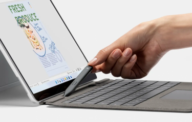 Фото 6 — Surface Pro 8, телефон с двумя экранами и эко-мышка. Microsoft представил новые продукты