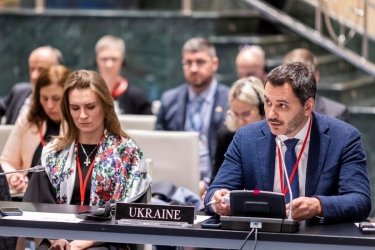 Фото 2 — Парламентська асамблея НАТО визнала Росію державою-терористом