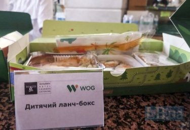 Фото 3 — "Укрзализныця" показала, чем теперь будет кормить в поездах "Интерсити" (ФОТО)