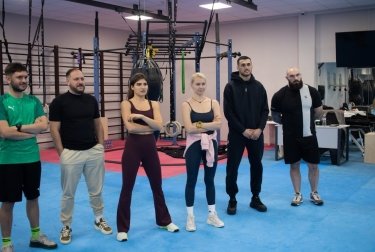 Фото 5 — Зірки спорту, кіно та новин прийняли виклик 7-го корпусу ДШВ до свята десантників: хто з відомих облич витримав 7 хвилин випробувань від Десантно-штурмових військ?