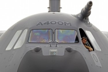 Фото 12 — В Ле Бурже открылся 49 аэрокосмический салон Paris Air Show 2011