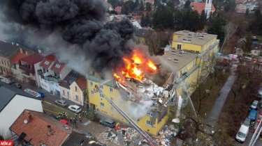 Фото 2 — В Австрии прогремел взрыв в жилом доме: обрушились этажи и крыша (ФОТО)