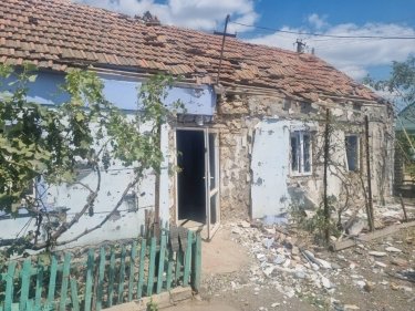 Фото 2 — Российские войска обстреляли село под Херсоном: есть погибший