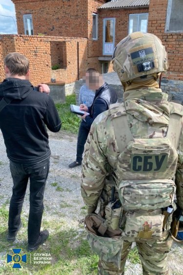 Фото 2 — СБУ поймала пять человек на вырубке леса в нацпарке "Подольские Товтры" (ФОТО)