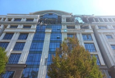 Фото 3 — В Донецке "прилетело" в "администрацию" главаря "ДНР" Пушилина