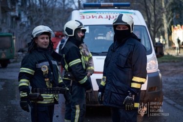 Фото 25 — В Славянске в результате ракетного обстрела частично разрушена пятиэтажка: погибло восемь человек (ФОТО, ВИДЕО)