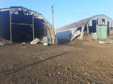 Фото 5 — Российские войска за сутки 71 раз обстреляли Запорожскую область: есть разрушения, пострадал один человек