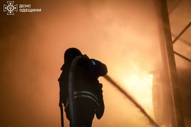 Фото 8 — Атака дронів на Одесу: сотні будинків залишилися без тепла і світла, є постраждалі (ФОТО, ВІДЕО)
