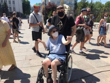 Фото 5 — Наше право — жизнь без боли!: В Киеве митингуют за легализацию каннабиса (ФОТО, ВИДЕО)
