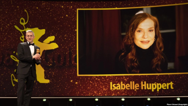 Фото 3 — Нагороди 72-го Берлінале: «Золотого ведмедя» виграла іспанська драма «Алькаррас» про персикові дерева